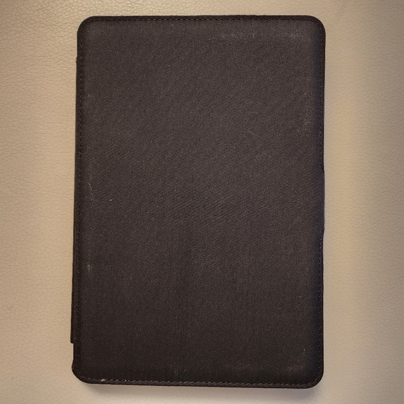 [SOLD] iPad mini case - Picture 4 of 4